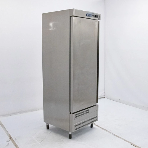 Шкаф холодильный Coreco ACR-751