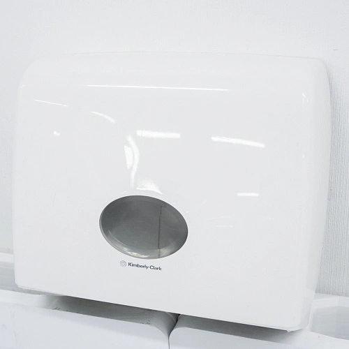 Диспенсер для туалетной бумаги в рулонах Kimberly-Clark (Восстановленное)